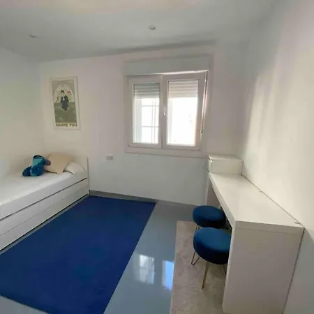 Διαμέρισμα Precioso Piso En Portonovo, Cerca Playa.